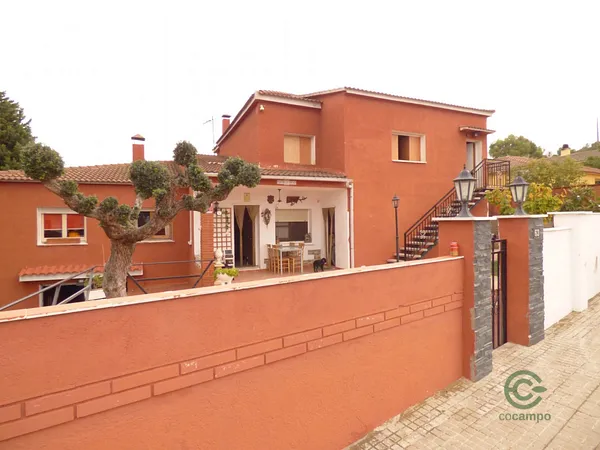 Casa de 0,06 ha en venta en La Bisbal del Penedes, Tarragona