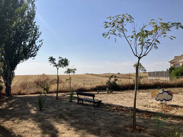 Finca rústica de 0,0568 ha en venta en Serranillos del Valle, Madrid