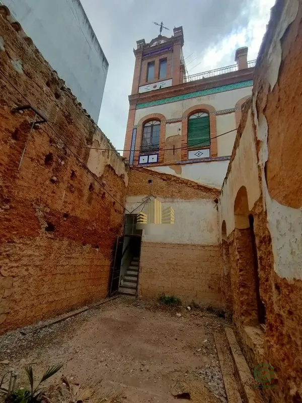 Spot image