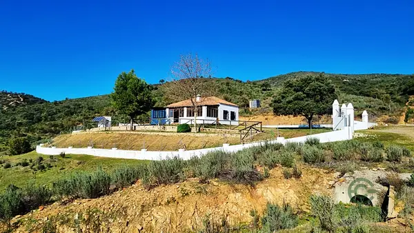 Finca rústica de 187 ha en venta en Huelva