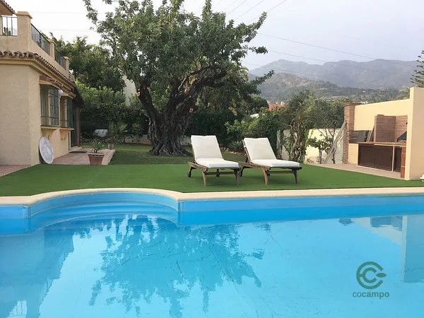 Casa de 0,12 ha en venta en Málaga