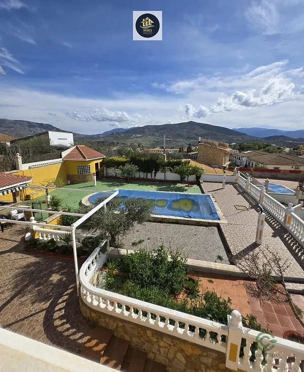 Casa de 0,15 ha en venta en Jaén, Jaen