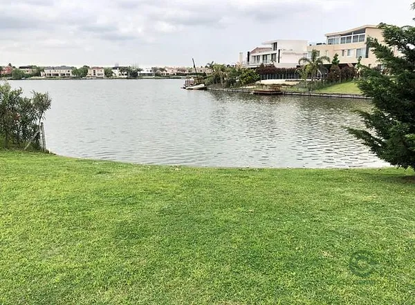 Terreno urbano de 0,1 ha en venta en Buenos aires