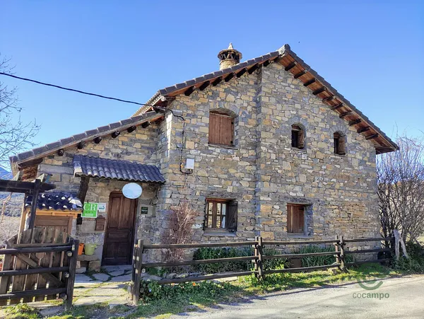 Finca de recreo de 0,04 ha en venta en Fanlo, Huesca