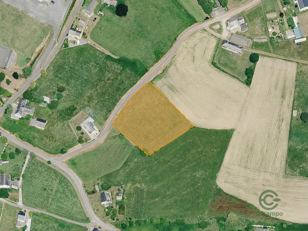 Finca agrícola de 0,44 ha en venta en Lugo