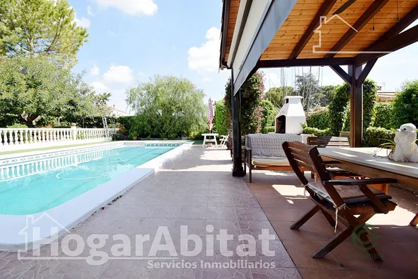 Casa de 0,1809 ha en venta en Vila-real, Castellon