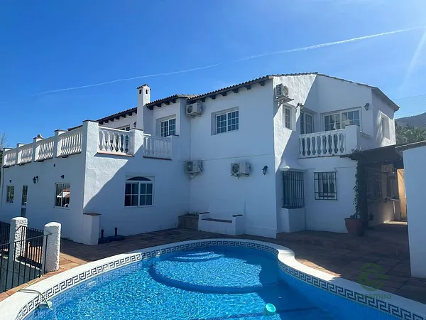 Finca rústica de 0,1828 ha en venta en Alhaurín el grande, Málaga
