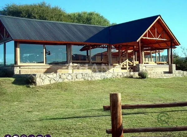 Finca rústica de 1,14 ha en venta en Córdoba