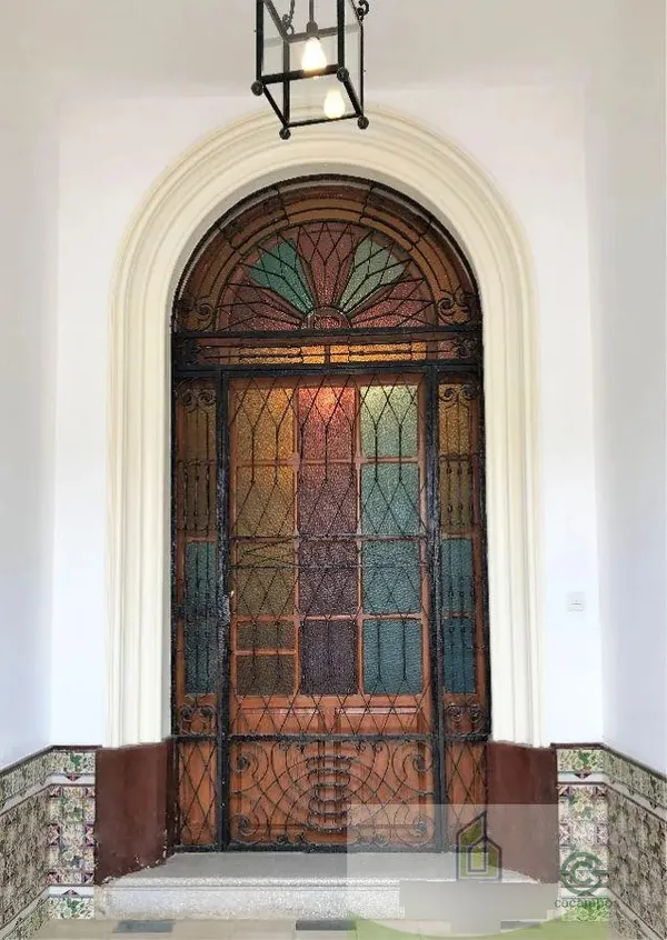 Spot image