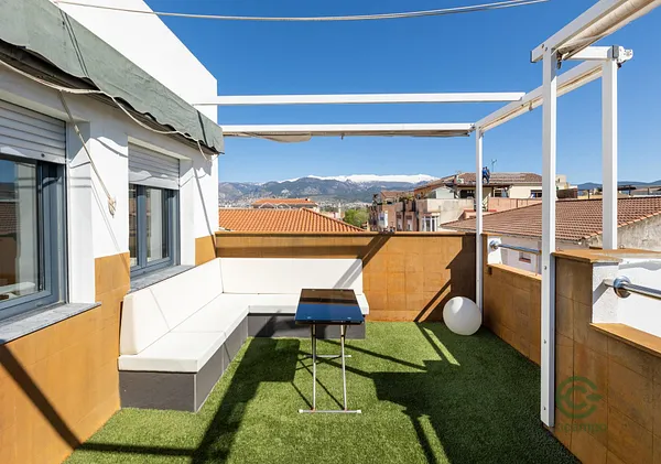 Casa de 0,0312 ha en venta en Armilla, Granada