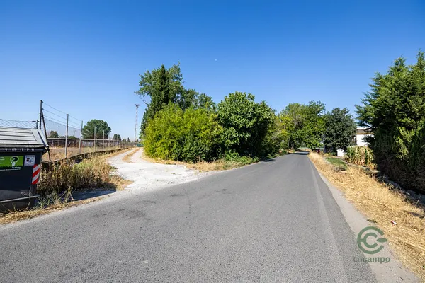 Finca rústica de 2,1 ha en venta en Granada, Granada