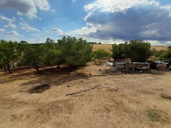 Finca rústica de 0,4 ha en venta en Tres cantos, Madrid