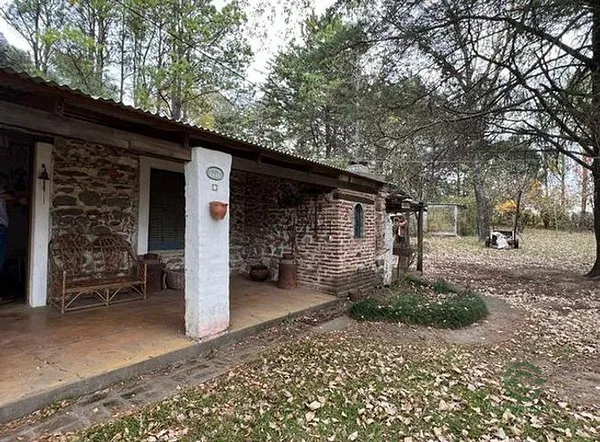 Finca agrícola de 7 ha en venta en Córdoba