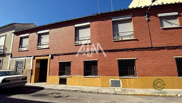 Casa de 0,01 ha en venta en Manzanares, Ciudad real