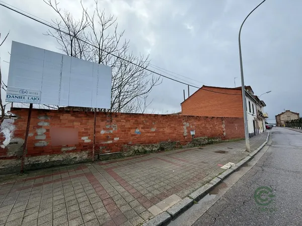 Terreno urbano de 0,0503 ha en venta en Venta De Banos, Palencia