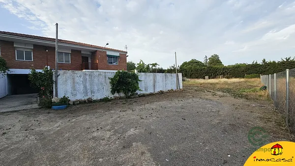 Terreno urbano de 0,2448 ha en venta en Alcalá la Real, Jaén