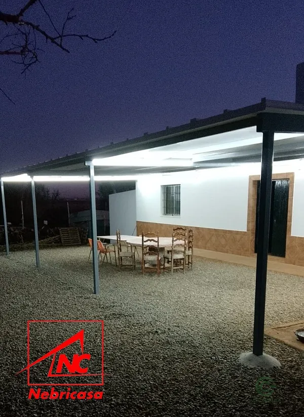 Finca rústica de 0,9056 ha en venta en El cuervo, Sevilla