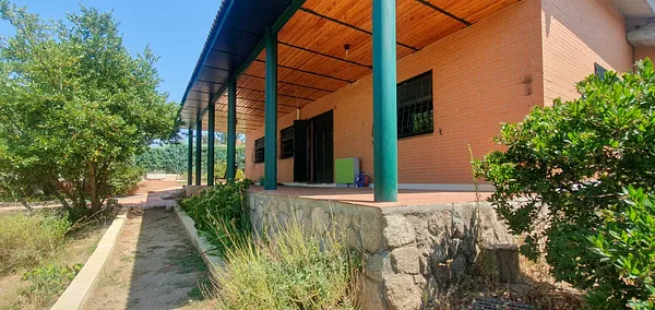 Casa de 0,16 ha en venta en El casar, Guadalajara
