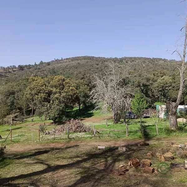 Finca rústica de 3 ha en venta en Cortelazor, Huelva