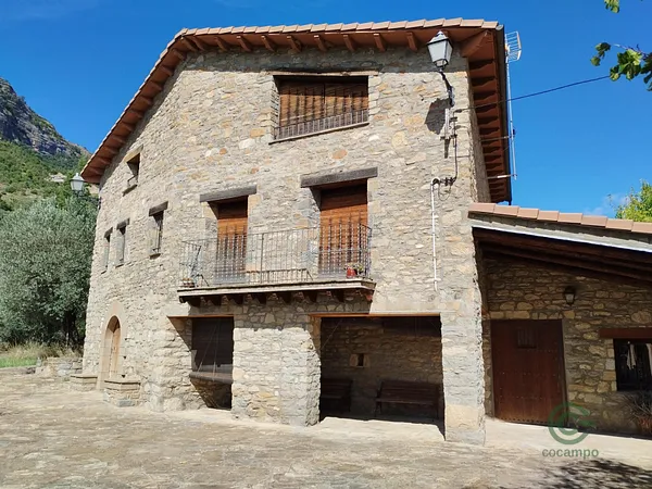Finca agrícola de 60 ha en venta en Graus, Huesca