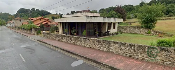 Casa de 0,0185 ha en venta en Molledo, Cantabria