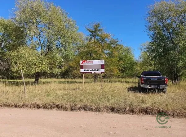 Finca rústica de 0,08 ha en venta en Córdoba