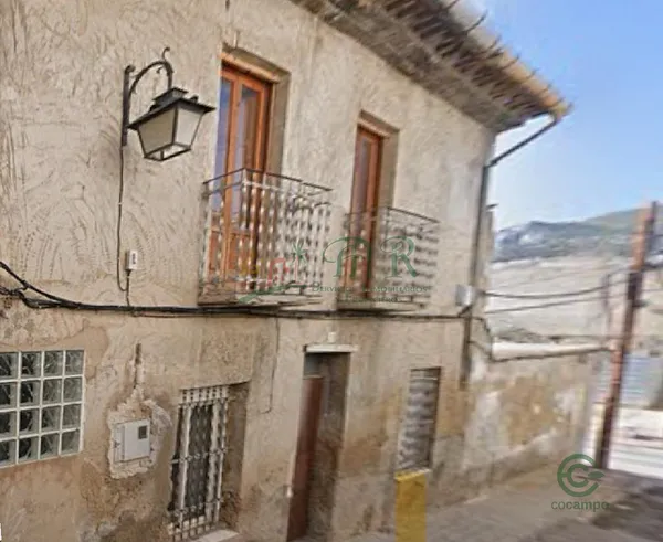 Casa de 0,0108 ha en venta en Elda, Alicante