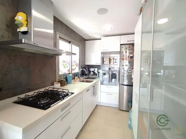 Casa de 0,056 ha en venta en Vallirana, Barcelona