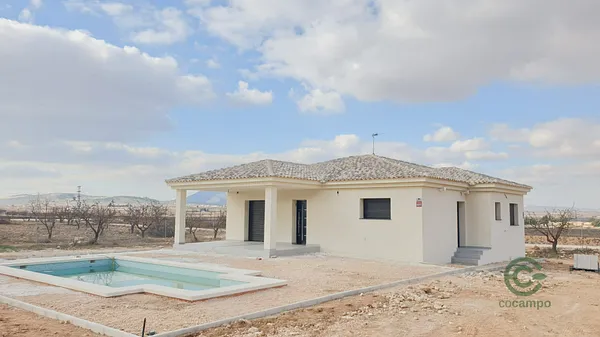 Casa de 1 ha en venta en Pinoso, Alicante