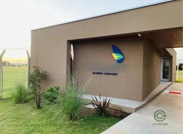 Terreno urbano de 0,03 ha en venta en Santa fe