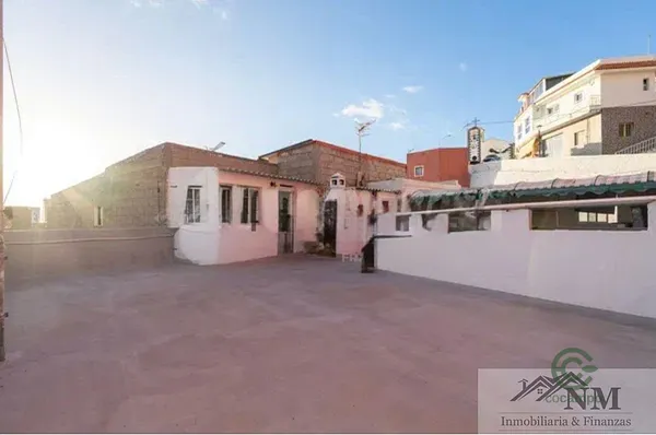 Casa de 0,0368 ha en venta en Santiago del teide, Tenerife