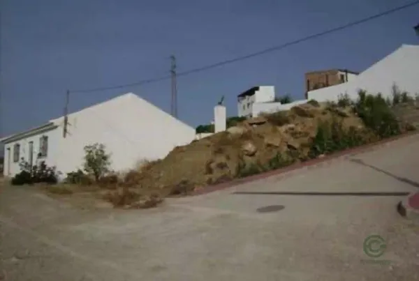 Terreno urbano de 0,2985 ha en venta en Villanueva de la concepcion, Malaga