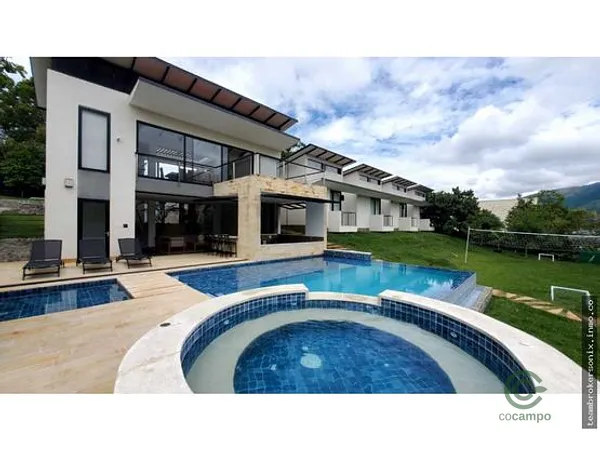 Finca de recreo de 0,3 ha en venta en Valle del Cauca