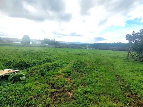 Terreno urbano de 0,12 ha en venta en Tapia de casariego, Asturias
