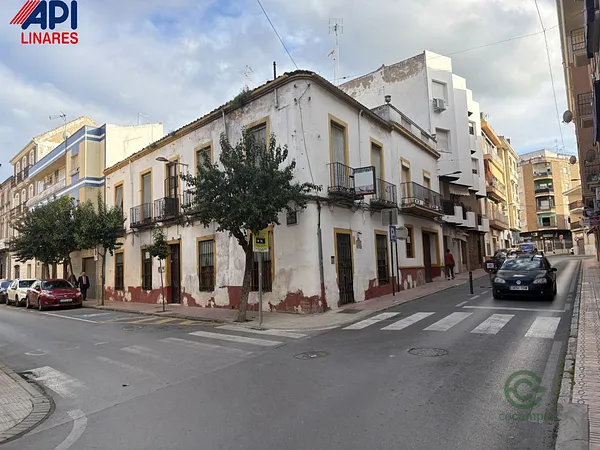 Casa de 0,0554 ha en venta en Linares, Jaen