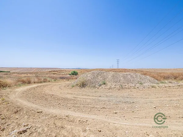 Finca de recreo de 13,8255 ha en venta en Gerena, Sevilla