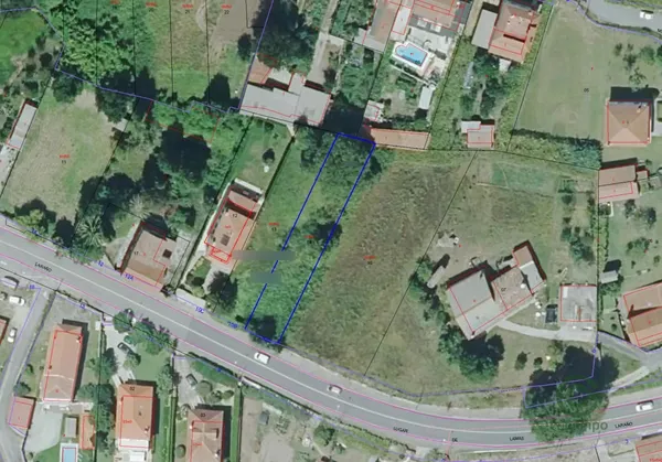 Terreno urbano de 0,0625 ha en venta en Santiago de compostela, La coruna