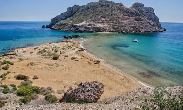 Terreno urbano de 0,063 ha en venta en Águilas, Murcia