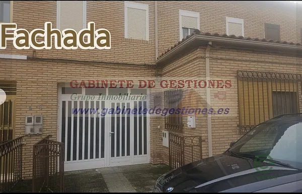 Casa de 0,0188 ha en venta en Madrigueras, Albacete