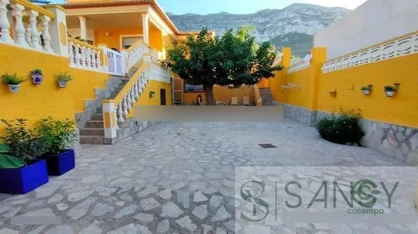 Spot image