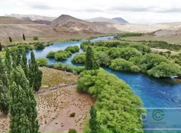 Finca de recreo de 176 ha en venta en Neuquén province