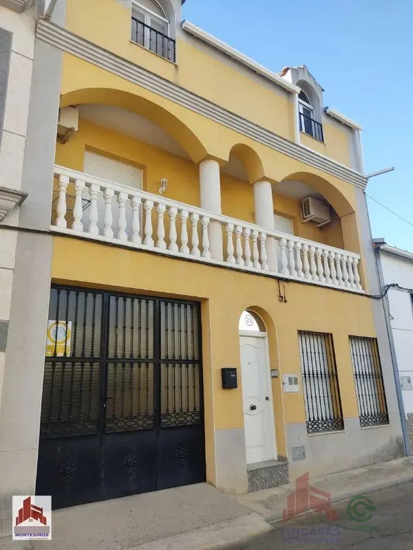 Spot image