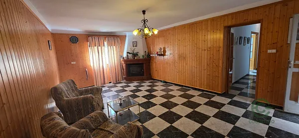 Casa de 0,02 ha en venta en Almería