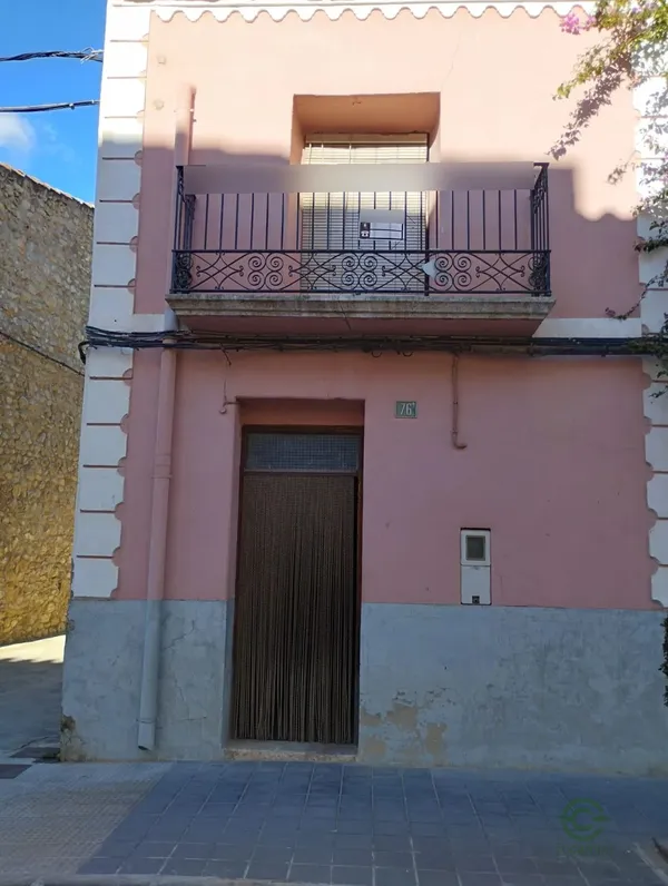 Spot image