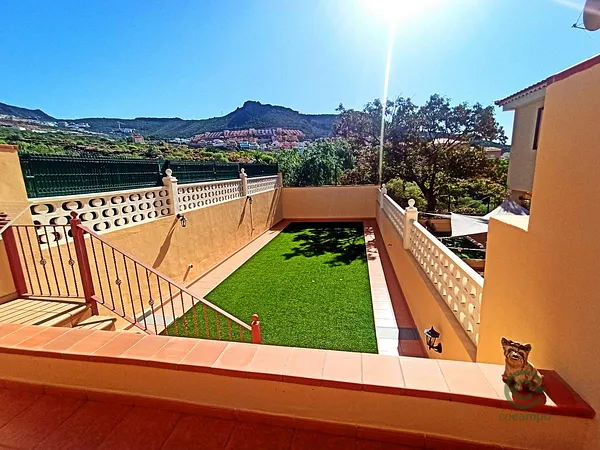 Finca rústica de 0,02 ha en venta en Costa Adeje, Tenerife