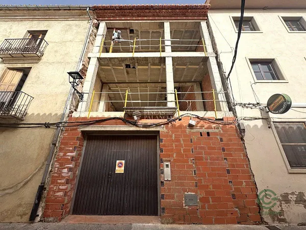 Spot image