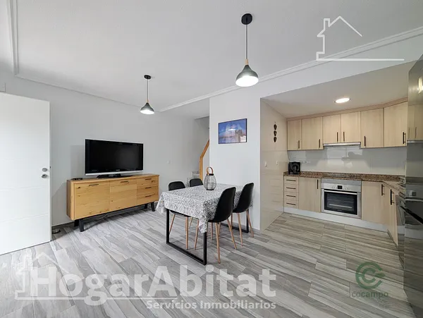 Casa de 0,0105 ha en venta en Santa pola, Alicante