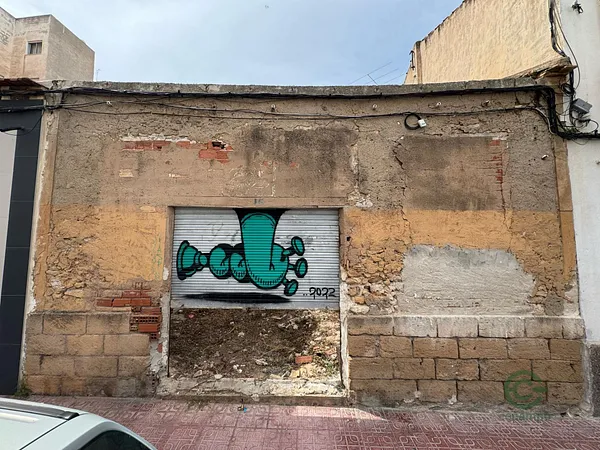 Terreno urbano de 0,009 ha en venta en Torrevieja, Alicante