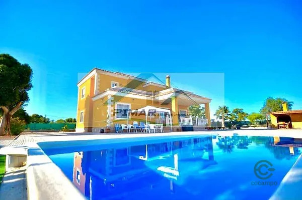 Casa de 0,8 ha en venta en Elche-elx, Alicante