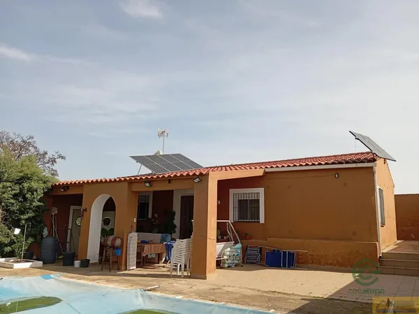 Finca agrícola de 1,22 ha en venta en Zafra, Badajoz